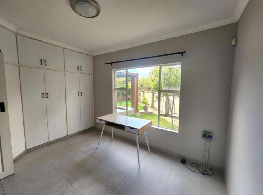 To Let 3 Bedroom Property for Rent in Groenvlei Sh Free State